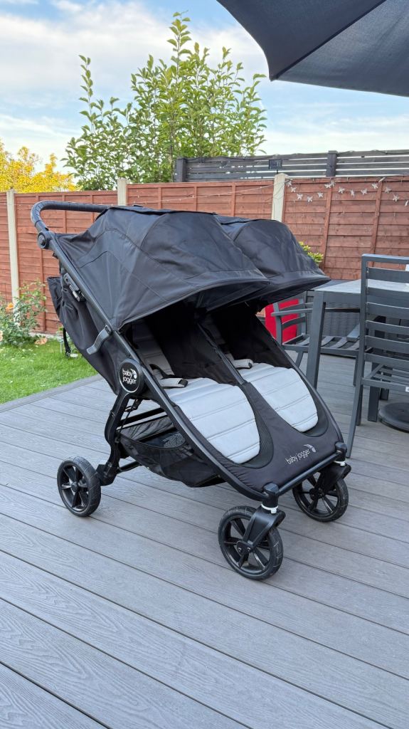 Baby Jogger City Mini GT2 double pram 
