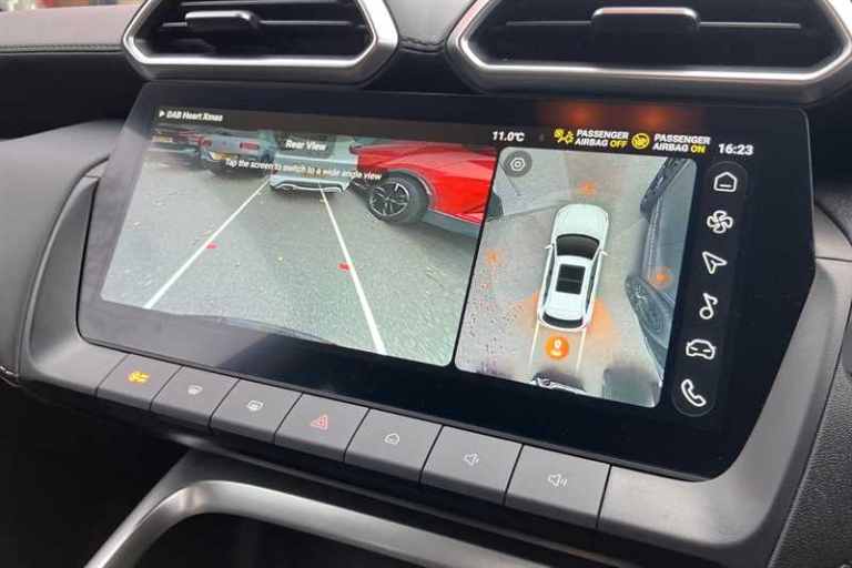 2025 MG MG ZS 1.5 Hybrid+ Trophy SUV 5dr Petrol Hybrid Auto Euro 6 (s/s) (196 ps) SUV Hybrid Auto...