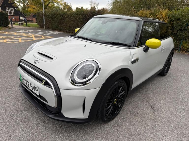2022 Mini Electric Cooper Cooper SE 32.6kWh Level 2 Auto 3dr Electric