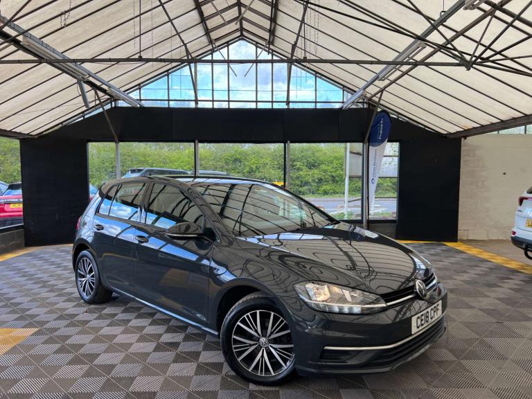 2018 Volkswagen Golf 1.6 TDI SE [Nav] 5dr DSG HATCHBACK DIESEL Automatic