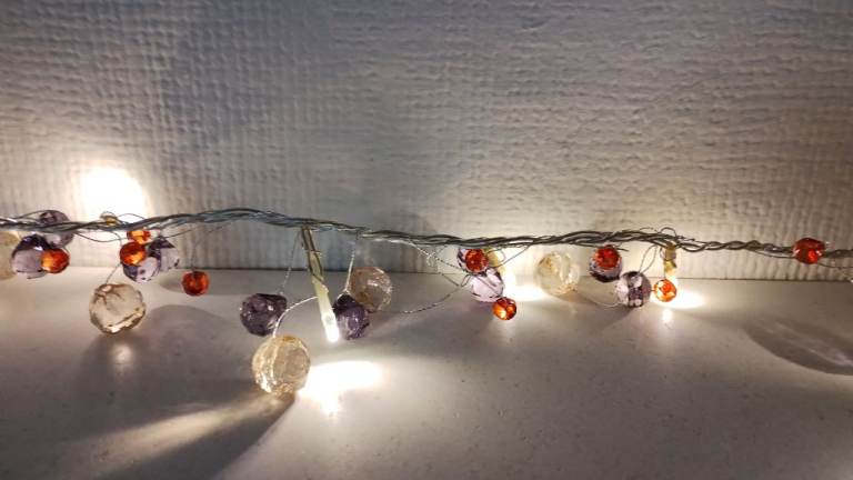 Mains decorative lights 