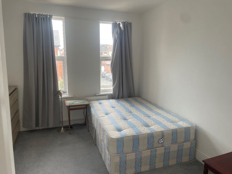 Double Room Ilford IG1 