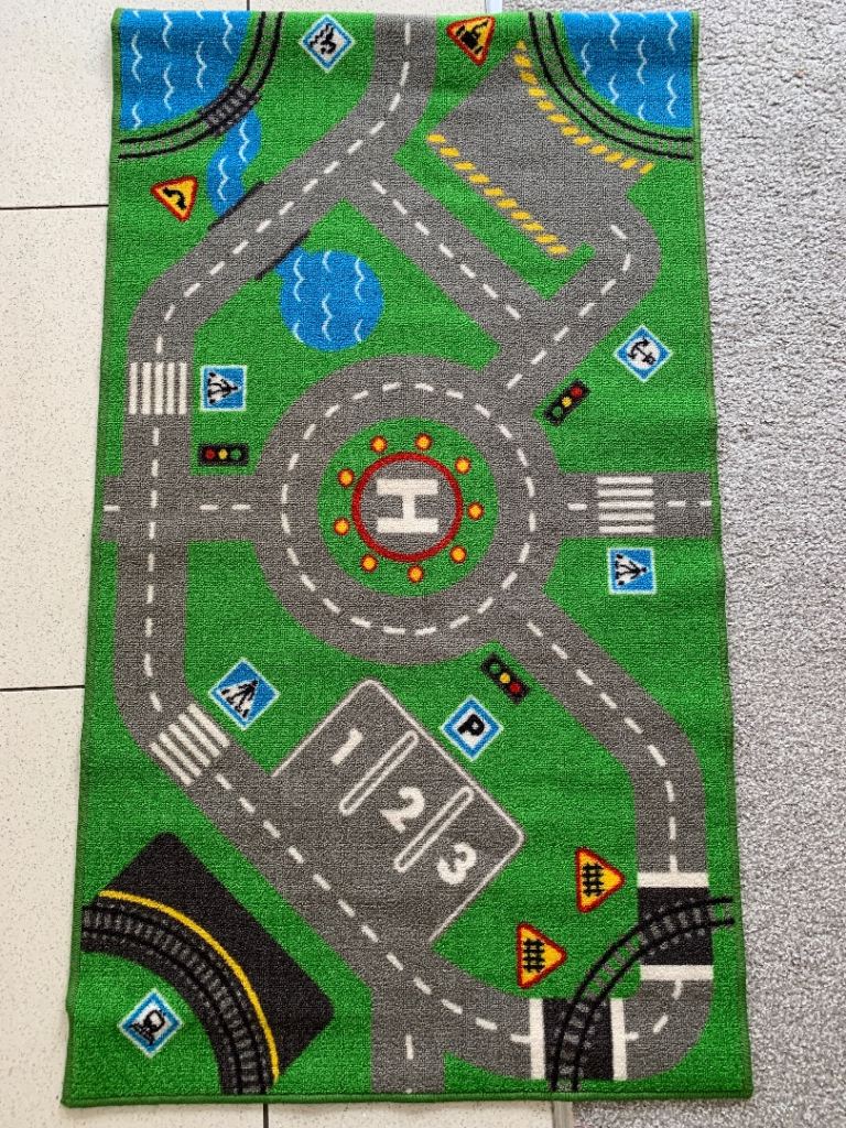 Kids car/vehicle mat