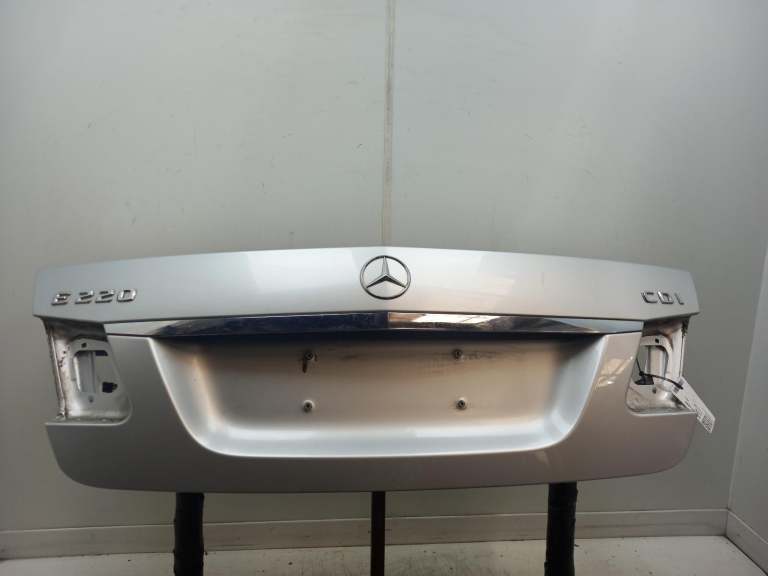 Mercedes E Class Boot Lid Tailgate 2009-2013 4 Door Saloon