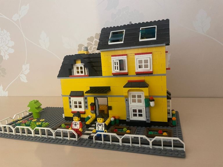 Yellow detailed creator house with garden & figures building blocks, work with Lego, look like Lego 