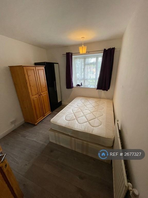 1 bedroom in Mildura Court, London, N8 (#2677327)