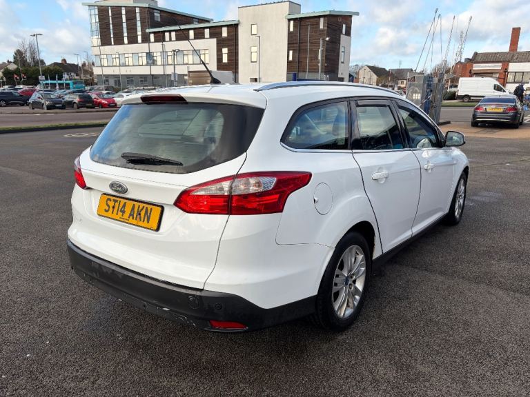 Ford Focus 2014 Titanium Nav Econ TDCi – Estate – 1.6 Diesel – Manual