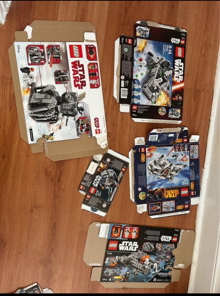 Lego Star Wars boxes only - flat pack - 5 pounds a box