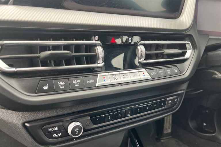 2021 BMW 1 Series 1.5 118i M Sport (LCP) Hatchback 5dr Petrol DCT Euro 6 (s/s) (136 ps) Hatchback...