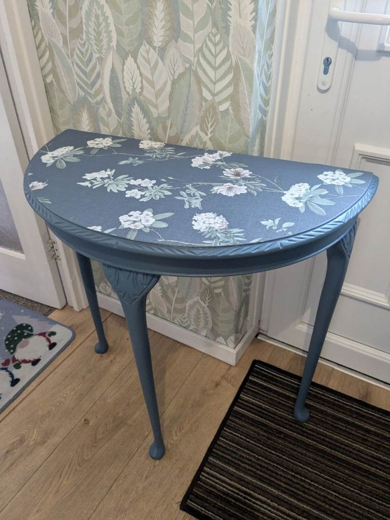 Upcycled hallway console table 