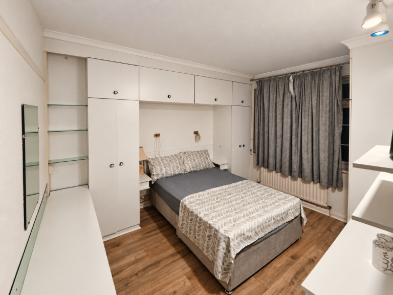 Furnished Double Room – £775 PCM – Bills Included - Chadwell Heath Elizabeth Line