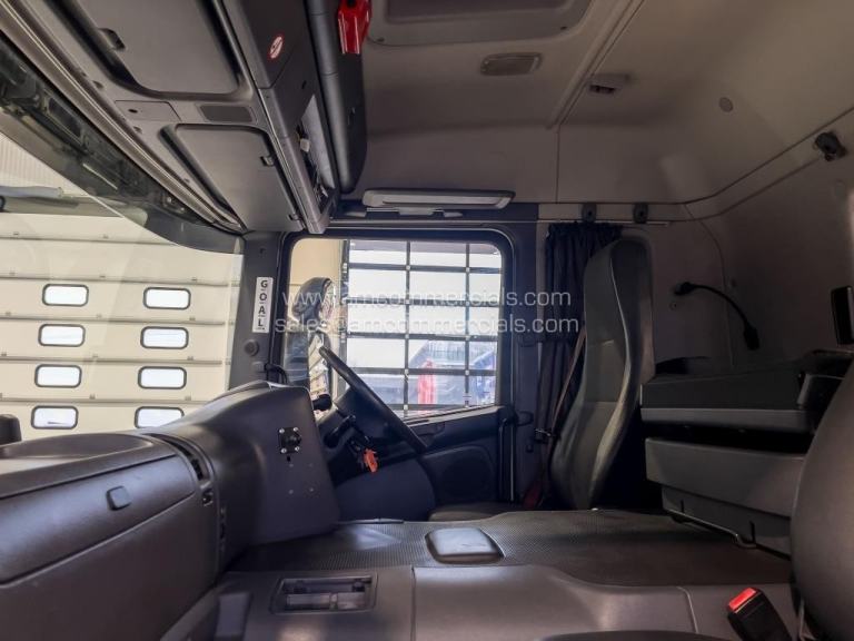 2016 (65) SCANIA P360 4X2 SLEEPER CAB