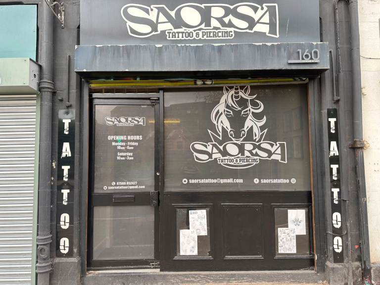 EDINBURGH SHOP TO RENT HIGH ST GORGIE RD 160 £833/month