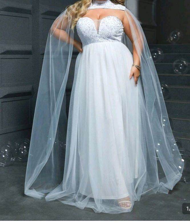 Stunning White Tulle Bridesmaid/Prom Dress with Cape Detail – New