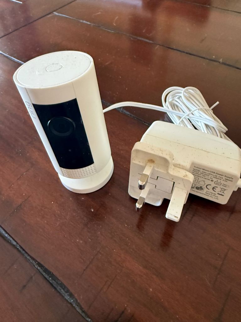 Ring Indoor Cam – White, Good Condition