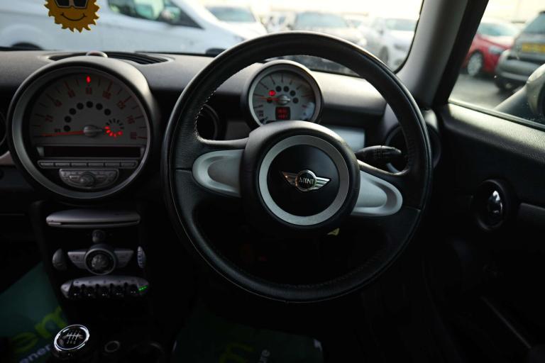 2008 MINI Hatch 1.4 One 3dr Hatchback Petrol Manual