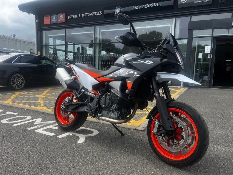 25 Plate KTM 890 SMT ONLY 300 MILES