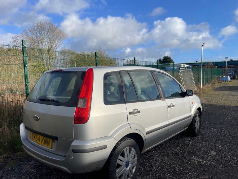 FORD FUSION 1.6 PETROL 54 REG SILVER 5 DOOR GENUINE 72313 MOT DECEMBER 28TH 2026 LOW INSURANCE