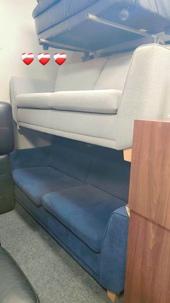 2 4 seater sofa from DFS really nice fresh condition fresh fresh condition only £450