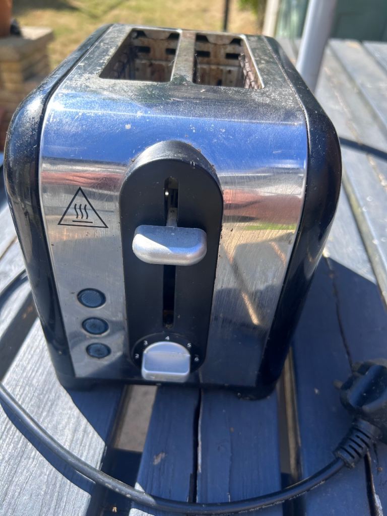 Used Toaster 