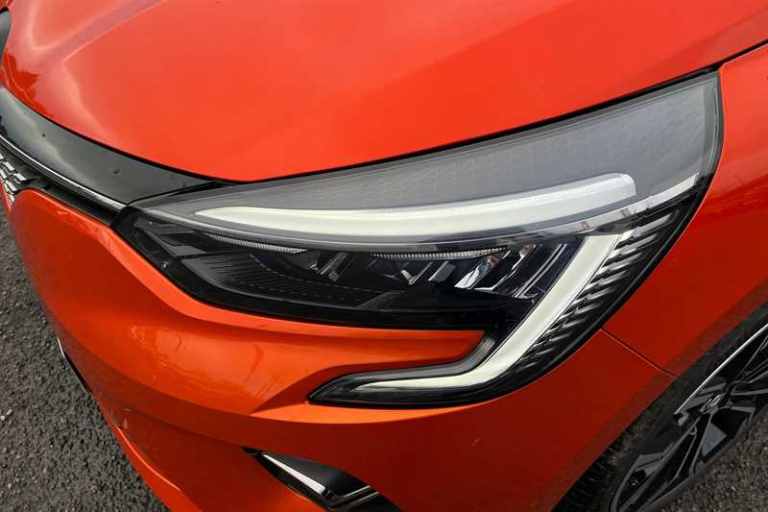 2023 Renault Clio 1.6 E-TECH full hybrid 145 Techno 5dr Auto Hatchback HYBRID ELECTRIC Automatic