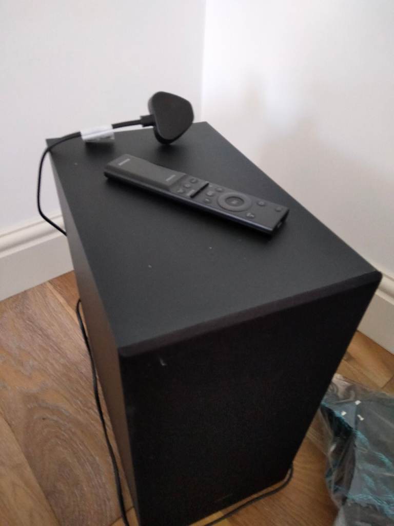 Subwoofer & Sound bar (Samsung)