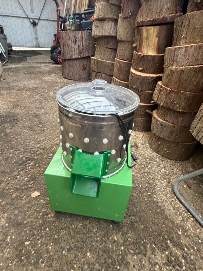 Small Electric Poultry Plucker Machine - Feather Remover