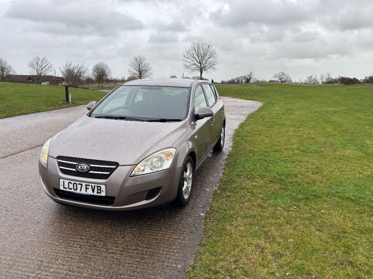 Kia, CEED, Hatchback, 2007, Manual, 1582 (cc), 5 doors