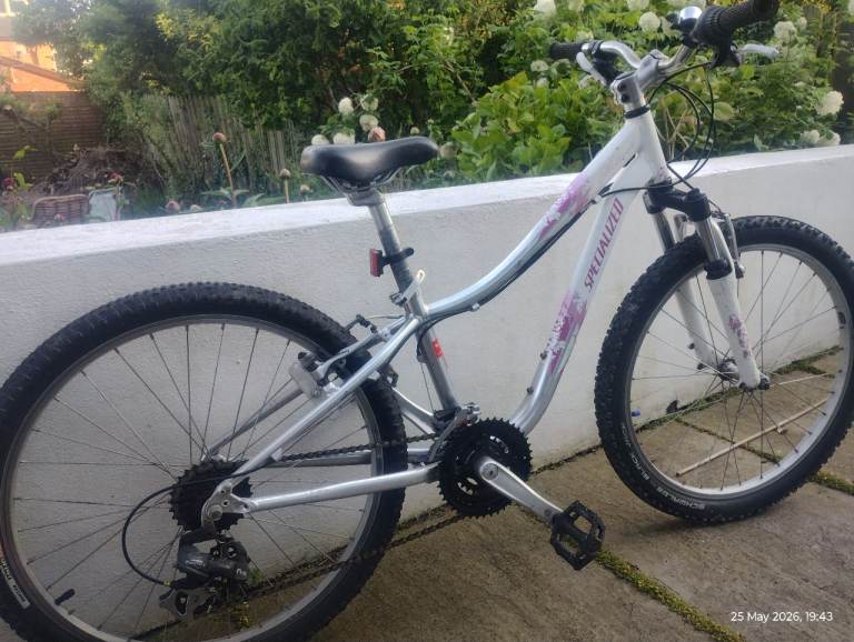 Specialized Hotrock kids bike