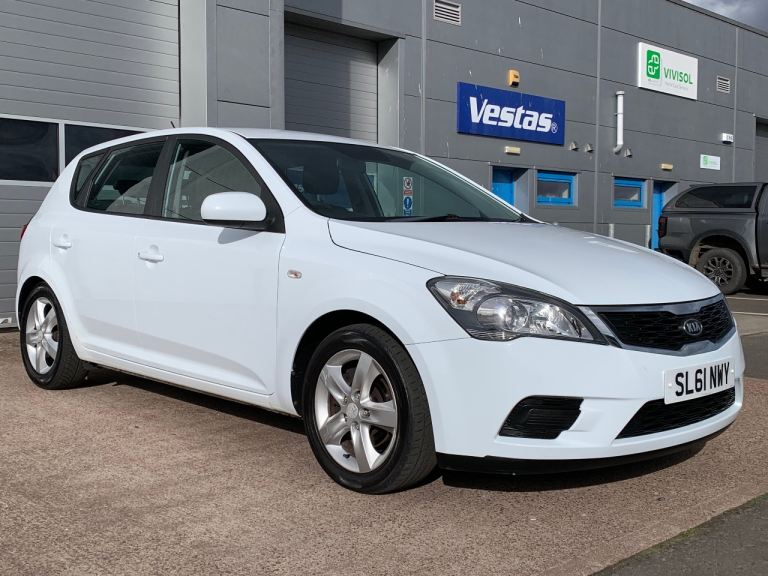 LOVELY KIA CEED, Hatchback, 2011, Manual, 1396 (cc), 5 doors