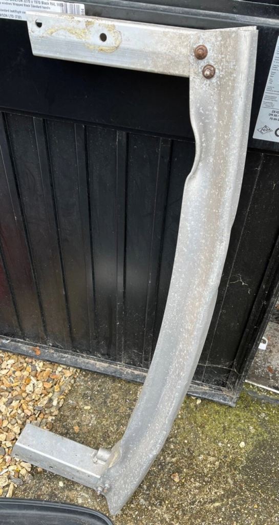 AUDI Q5 CRASH BAR REAR BUMPER REINFORCEMENT 8R0807313A MK1 8R 2009