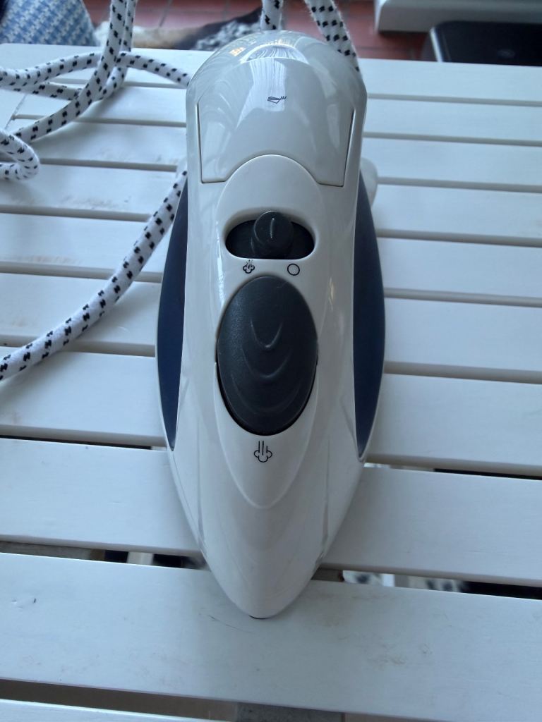 2 travel irons for sale 