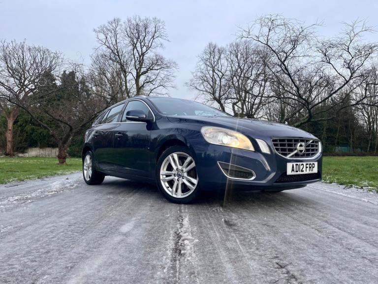 2012 Volvo V60 2.4 D5 SE Lux Nav Estate 5dr Diesel Geartronic Euro 5 (215 ps)