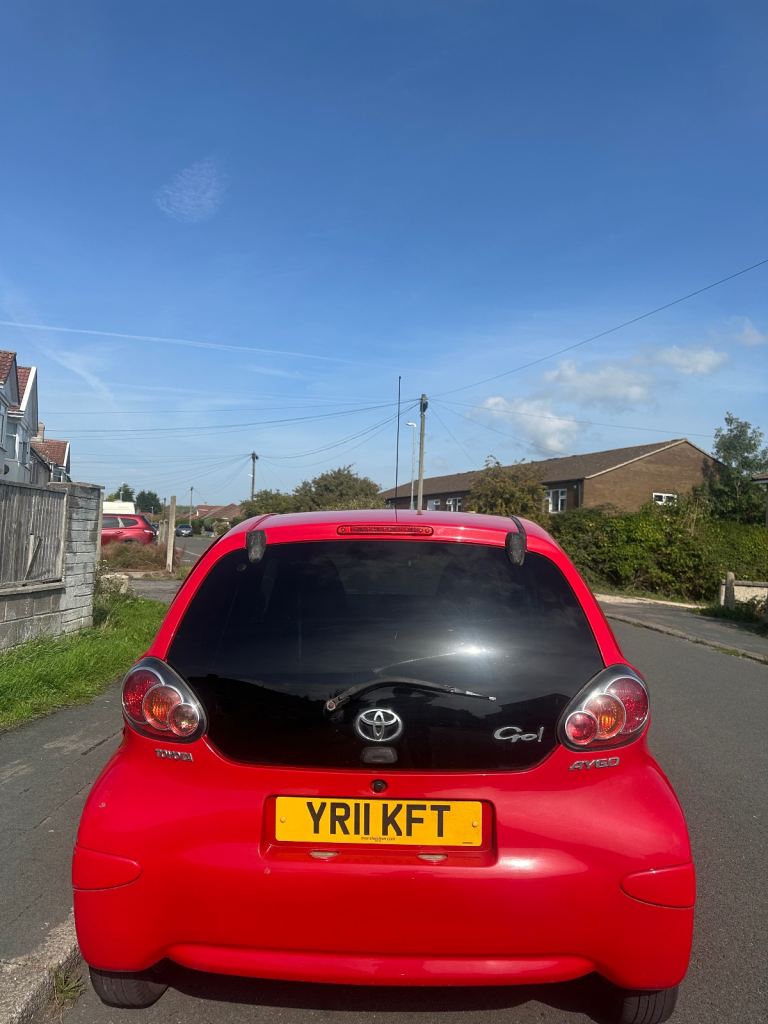 Toyota, AYGO, Hatchback, 2011, Manual, 998 (cc), 5 doors