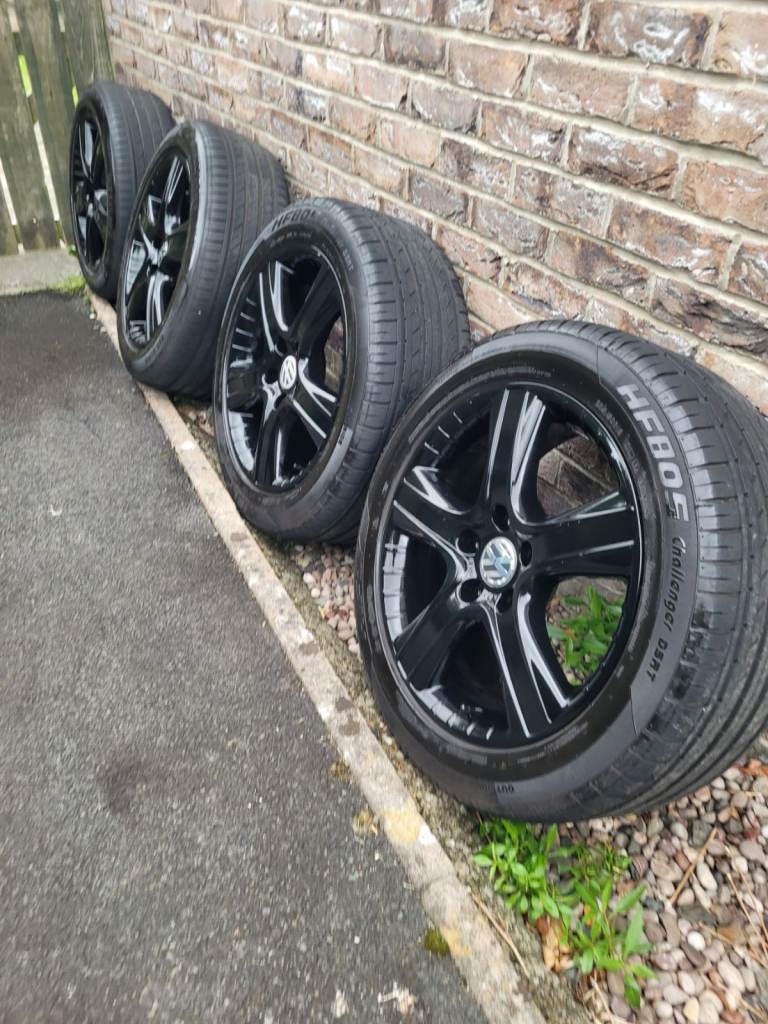 Genuine Black VW Dakar KBA 45431 18" alloy wheels w/ tyres Volkswagen T5 T6 T6.1
