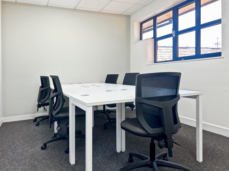 St Neots - PE196RE \ Serviced Office for 4 Workstations