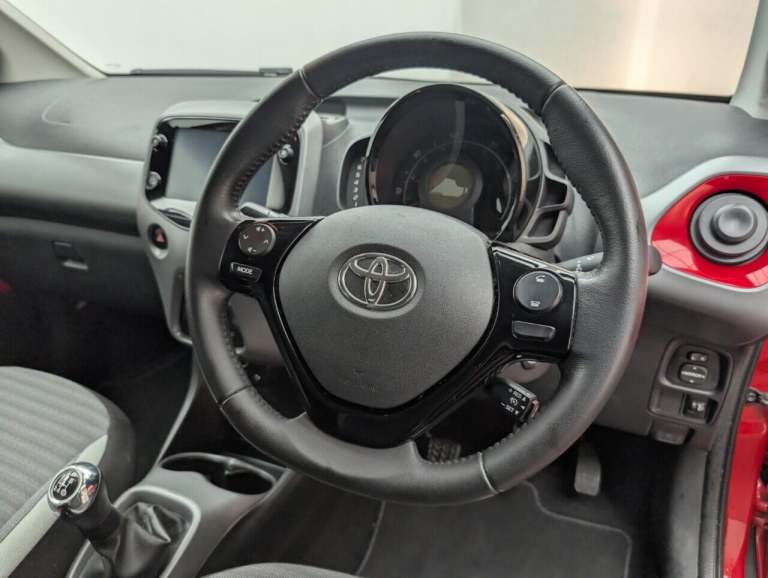 2020 Toyota AYGO 1.0 VVT-i x-trend Hatchback 5dr Petrol Manual Euro 6 (71 ps) - ALLOY, AIR C HATC...