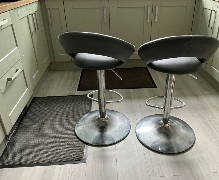 2 x grey bar stools adjustable height 