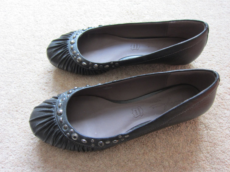 Ladies Black M&S Footglove Wider Fit Pumps - Size UK 5/38