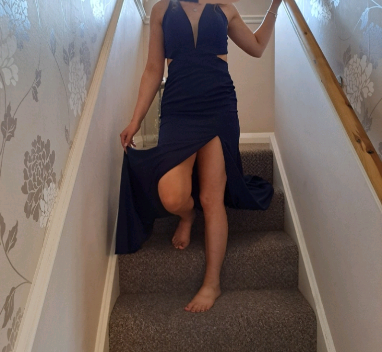 Gorgeous blue prom dress. Size 6.