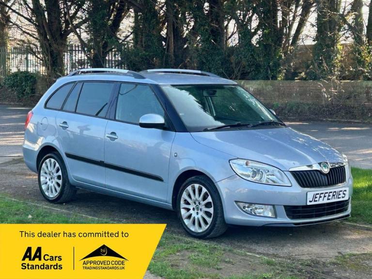 2011 11 SKODA FABIA 1.6 TDI ELEGANCE ESTATE 5DR DIESEL MANUAL EURO 5 (105 PS) DI