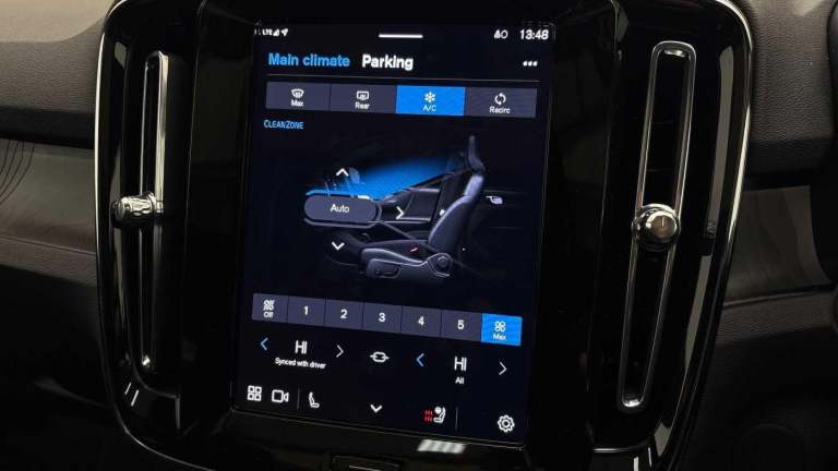 2025 Volvo EC40 Twin Motor 82kWh Plus SUV 5dr Electric Auto AWD (408 ps) ESTATE Electric Automatic