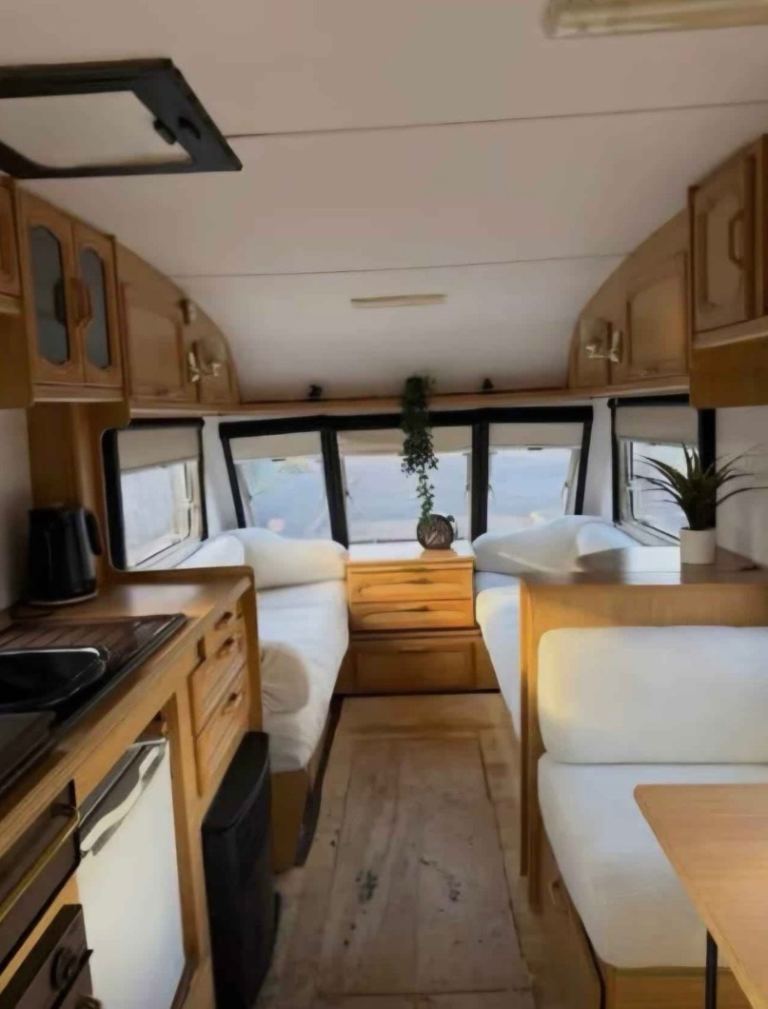 Bailey pageant touring caravan