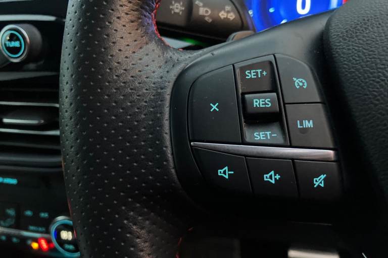 2021 Ford Kuga 2.0 EcoBlue 190 ST-Line X Edition 5dr Auto AWD SUV DIESEL Automatic