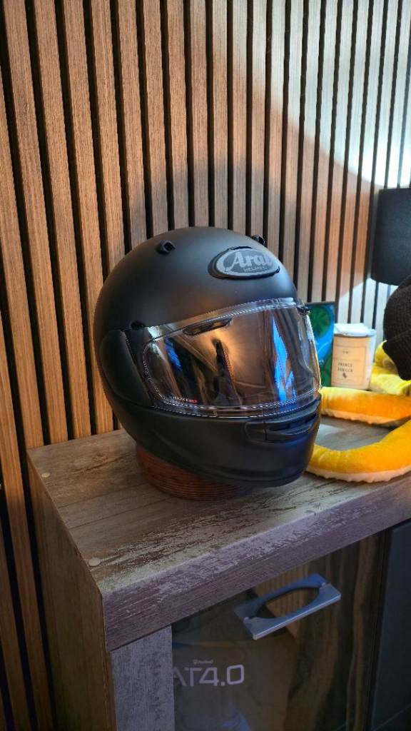 Arai Quantic - Solid - Frost Black