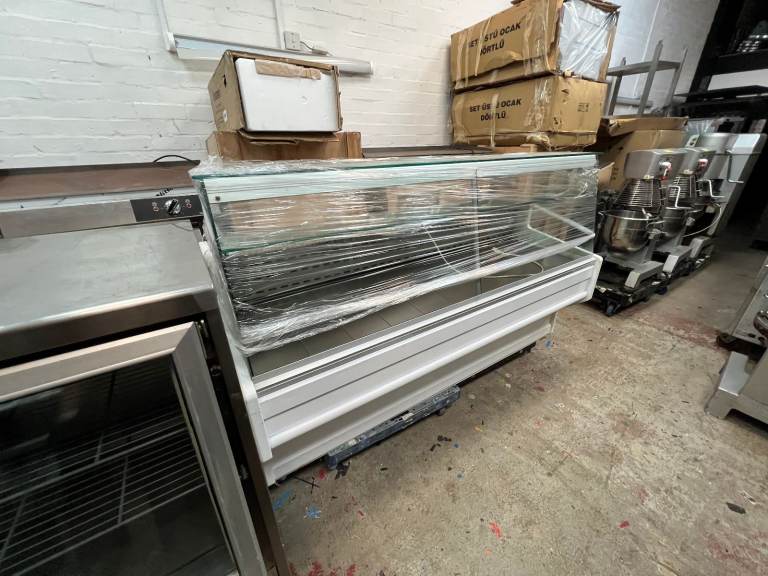 COMMERCIAL CATERING KITCHEN 2 M LONG DISPLAY SERVE OVER UNIT CAFE RESTAURANT 