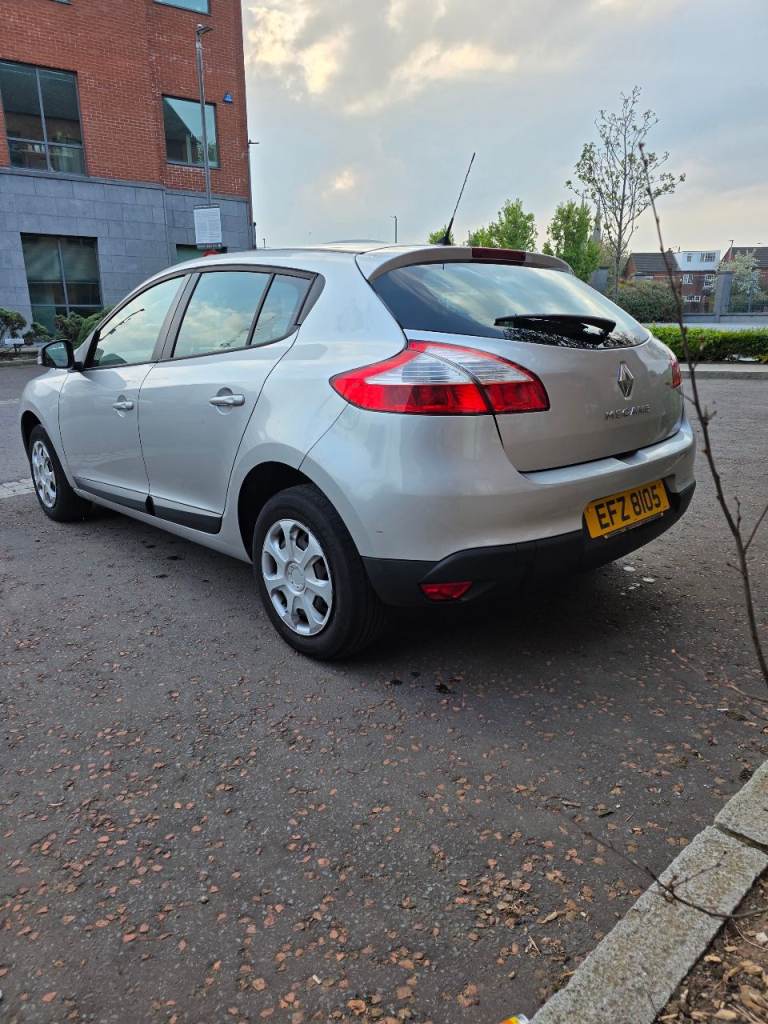 Renault, MEGANE, Hatchback, 2011, Manual, 1598 (cc), 5 doors