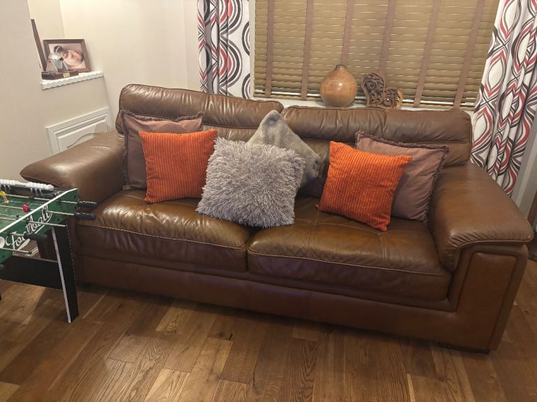 2 x sofa/ 1 x chair / 1 x pouffe 