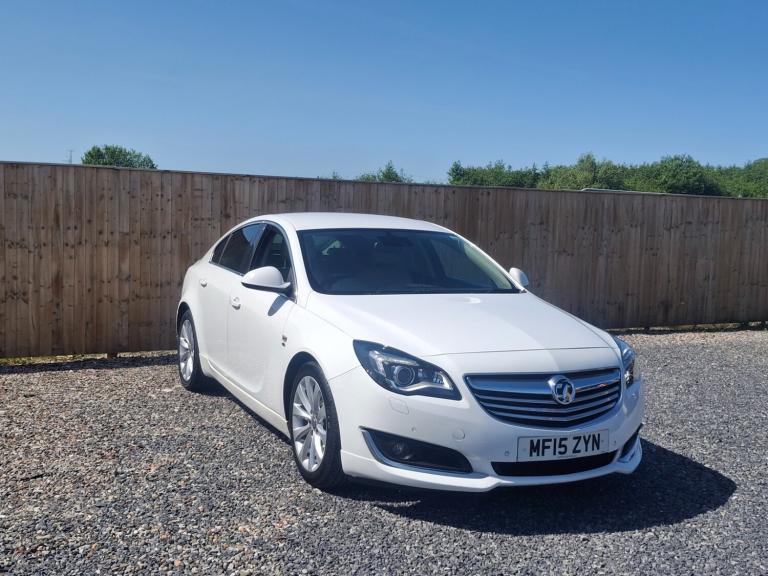 2015 Vauxhall Insignia 2.0 CDTi [140] ecoFLEX Elite Nav 5dr [Start Stop] HATCHBACK Diesel Manual