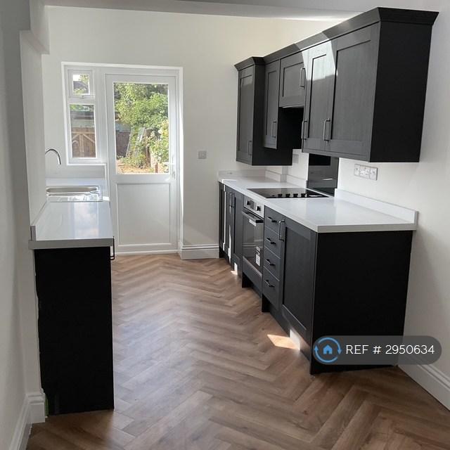 3 bedroom house in The Drive, Northampton, NN1 (3 bed) (#2950634)